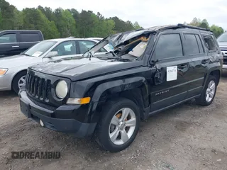2014 Jeep Patriot Latitude с VIN 1C4NJRFB9ED741053, выставлен на аукционе IAAI как лот 41962714 с пробегом 175 624 миль миль и . История ставок и продаж доступна на DreamBid. Изображение 2.
