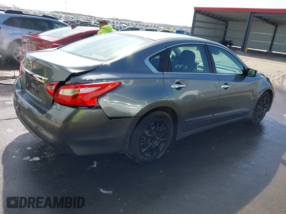 2016 Nissan Altima SV with VIN 1N4AL3AP5GC166005, listed as a IAAI auction lot 41795548 with 111,942 mi miles and . Bid and sale history available at DreamBid. Image 4.
