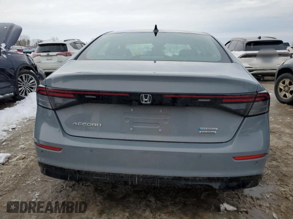 2025 Honda Accord Touring with VIN 1HGCY2F80SA800276, listed as a Copart auction lot 44731645 with 8,029 mi miles and Clean title. Bid and sale history available at DreamBid. Image 6.