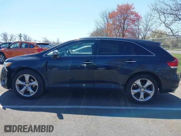 2015 Toyota Venza XLE with VIN 4T3BK3BB1FU117285, listed as a IAAI auction lot 41995884 with 106,237 mi miles. Bid and sale history available at carsss.com. Image 14.