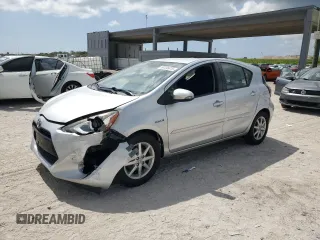2015 Toyota Prius One z VIN JTDKDTB36F1110740, wystawiony jako Copart lot #60155615 z przebiegiem 133 412 mil mil oraz Szkoda całkowita • Salvage title. Historia ofert i sprzedaży dostępna na DreamBid. Obrazek 1.