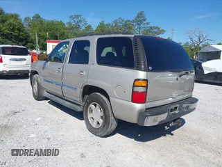 2005 GMC Yukon SLT with VIN 1GKEC13Z15R217223, listed as a IAAI auction lot 42177280 with 257,840 mi miles. Bid and sale history available at carsss.com. Image 3.