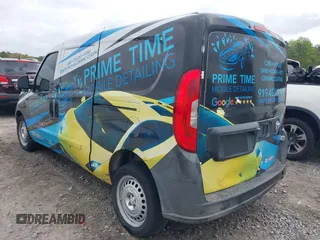 2016 Ram ProMaster City Cargo Tradesman z VIN ZFBERFAT4G6C69767, wystawiony jako IAAI lot #41954711 z przebiegiem 156 015 mil mil oraz . Historia ofert i sprzedaży dostępna na DreamBid. Obrazek 3.