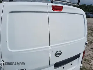 2015 Nissan NV200 SV with VIN 3N6CM0KN5FK721407, listed as a IAAI auction lot 42132206 with 1 mi miles. Bid and sale history available at carsss.com. Image 1.