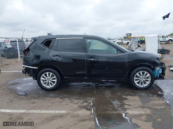 2018 Nissan Rogue S with VIN KNMAT2MTXJP600450, listed as a IAAI auction lot 41736000 with 137818 miles. Bid and sale history available at carsss.com. Image 14.