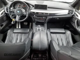 2015 BMW X5 M z VIN 5YMKT6C5XF0C89515, wystawiony jako Copart lot #54364934 z przebiegiem 151 595 mil mil oraz Szkoda całkowita • Salvage title. Historia ofert i sprzedaży dostępna na DreamBid. Obrazek 8.