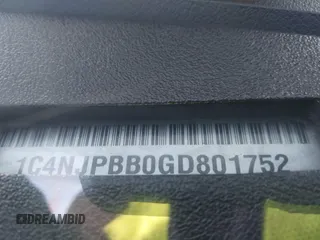 2016 Jeep Patriot Sport z VIN 1C4NJPBB0GD801752, wystawiony jako IAAI lot #41448570 z przebiegiem 108 859 mil mil oraz . Historia ofert i sprzedaży dostępna na DreamBid. Obrazek 9.