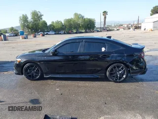 2024 Honda Civic Si z VIN 2HGFE1E57RH471112, wystawiony jako IAAI lot #41981451 z przebiegiem 18 393 mil mil oraz . Historia ofert i sprzedaży dostępna na DreamBid. Obrazek 14.