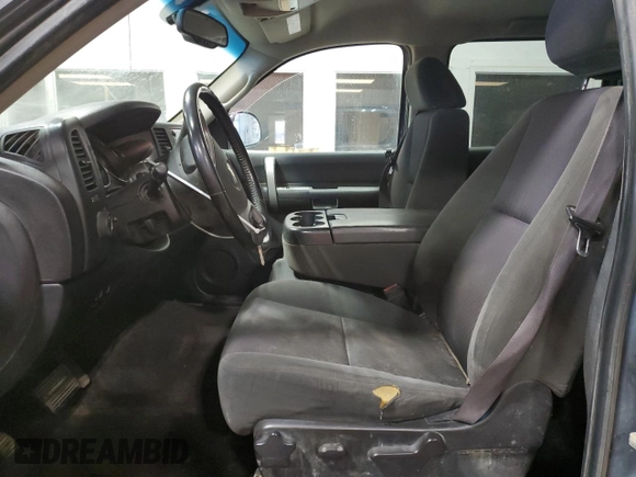 2009 Chevrolet Silverado 1500 LT with VIN 3GCEK23399G259659, listed as a Copart auction lot 52242235 with 176,907 mi miles and Clean Title. Bid and sale history available at DreamBid. Image 7.