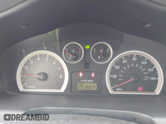 2005 Hyundai Santa Fe GLS with VIN KM8SC73E95U890509, listed as a IAAI auction lot 41726541 with 171,992 mi miles. Bid and sale history available at carsss.com. Image 7.
