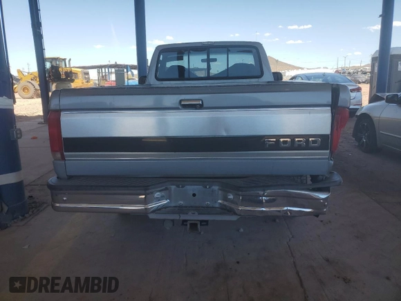 1992 Ford F-250 с VIN 1FTEF25N1NPB08128, выставлен на аукционе Copart как лот 56067595 с пробегом Не указан миль и Списание • Salvage title. История ставок и продаж доступна на DreamBid. Изображение 6.