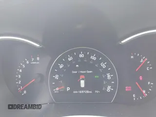 2014 Kia Sorento SX z VIN 5XYKWDA7XEG485405, wystawiony jako IAAI lot #42312938 z przebiegiem 169 728 mil mil oraz . Historia ofert i sprzedaży dostępna na DreamBid. Obrazek 7.