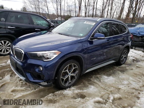 2018 BMW X1 xDrive28i with VIN WBXHT3C37J5K27663, listed as a Copart auction lot 38185933 with 61,894 mi miles. Bid and sale history available at carsss.com. Image 1.