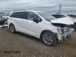 2021 Toyota Sienna XLE with VIN 5TDGSKFC3MS002026, listed as a Copart auction lot 71605434 with 50,877 mi miles and Salvage Title. Bid and sale history available at carsss.com. Image 4.