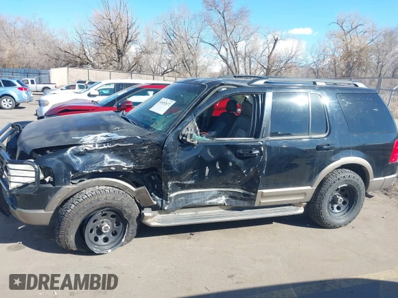 2002 Ford Explorer Eddie Bauer z VIN 1FMDU74W82ZC83464, wystawiony jako IAAI lot #41652672 z przebiegiem 145 151 mil mil oraz . Historia ofert i sprzedaży dostępna na DreamBid. Obrazek 14.