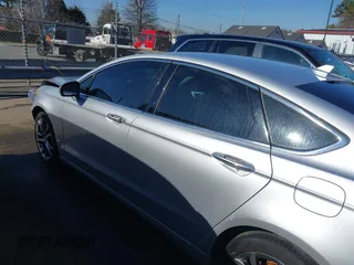 2019 Ford Fusion SEL with VIN 3FA6P0CD5KR270726, listed as a IAAI auction lot 41632088 with 131,820 mi miles. Bid and sale history available at carsss.com. Image 14.