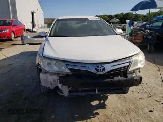 2014 Toyota Camry L with VIN 4T1BF1FK5EU328869, listed as a Copart auction lot 55331505 with 260,527 mi miles and Salvage Title. Bid and sale history available at carsss.com. Image 5.