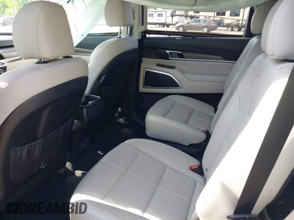 2020 Kia Telluride EX with VIN 5XYP34HC0LG068180, listed as a IAAI auction lot 42112614 with 80,537 mi miles and . Bid and sale history available at DreamBid. Image 8.
