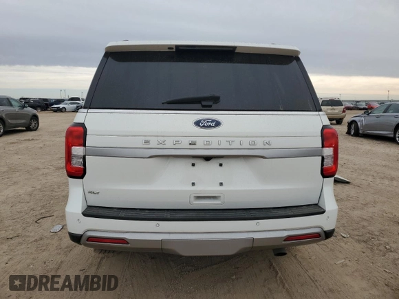 2022 Ford Expedition XLT with VIN 1FMJU1JT9NEA09633, listed as a Copart auction lot 45299235 with 75,486 mi miles and Salvage title. Bid and sale history available at DreamBid. Image 6.
