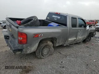 2012 Chevrolet Silverado 1500 LT with VIN 1GCRKSE75CZ352171, listed as a Copart auction lot 49169815 with 190,813 mi miles and Salvage Title. Bid and sale history available at DreamBid. Image 3.