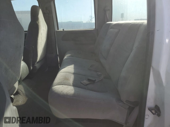 2001 Ford F-250 with VIN 3FTNW20S61MA46609, listed as a Copart auction lot 89076465 with 270,633 mi miles and Salvage title. Bid and sale history available at DreamBid. Image 10.