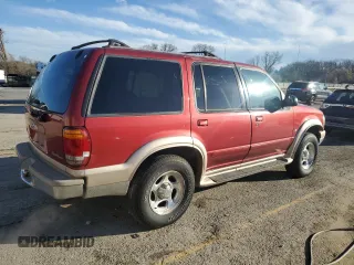 2001 Ford Explorer Eddie Bauer z VIN 1FMZU84P81UB51403, wystawiony jako Copart lot #50098005 z przebiegiem 212 906 mil mil oraz Szkoda całkowita • Salvage title. Historia ofert i sprzedaży dostępna na DreamBid. Obrazek 3.