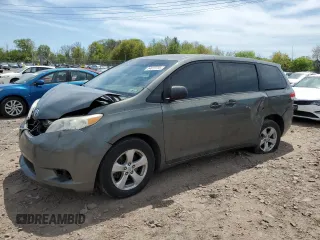 2012 Toyota Sienna z VIN 5TDKA3DCXCS010810, wystawiony jako Copart lot #54872735 z przebiegiem 188 973 mil mil oraz Szkoda całkowita • Salvage title. Historia ofert i sprzedaży dostępna na DreamBid. Obrazek 1.