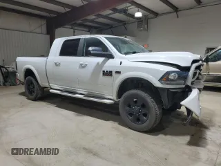 2018 Ram 2500 Laramie with VIN 3C6UR5NJ1JG342051, listed as a Copart auction lot 43934255 with 82,000 mi miles and Salvage title. Bid and sale history available at DreamBid. Image 4.