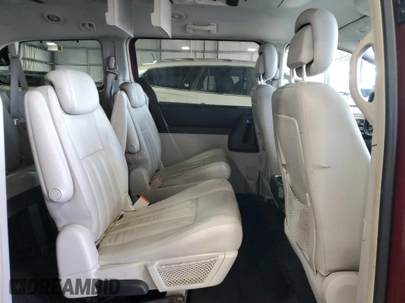 2010 Chrysler Town & Country Touring Plus with VIN 2A4RR8DX1AR427546, listed as a Copart auction lot 68314214 with 188,510 mi miles and Salvage Title. Bid and sale history available at DreamBid. Image 11.