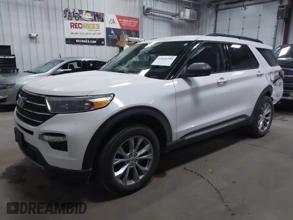2022 Ford Explorer XLT with VIN 1FMSK8DH2NGA29432, listed as a IAAI auction lot 41614290 with 23,918 mi miles. Bid and sale history available at carsss.com. Image 19.