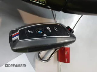 2015 BMW M3 с VIN WBS3C9C5XFP803102, выставлен на аукционе IAAI как лот 41616127 с пробегом 44 538 миль миль и . История ставок и продаж доступна на DreamBid. Изображение 11.