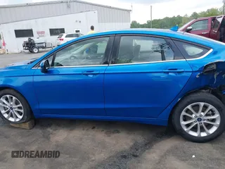2020 Ford Fusion SE with VIN 3FA6P0HD8LR235608, listed as a IAAI auction lot 42099168 with 66,656 mi miles and . Bid and sale history available at DreamBid. Image 14.