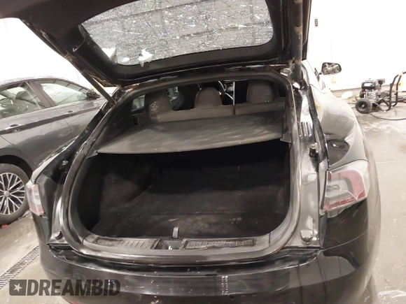 2018 Tesla Model S 75D with VIN 5YJSA1E2XJF248751, listed as a IAAI auction lot 42079081 with 75,904 mi miles and . Bid and sale history available at DreamBid. Image 19.