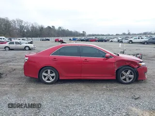 2012 Toyota Camry L with VIN 4T1BF1FK5CU595202, listed as a IAAI auction lot 41650202 with 199,683 mi miles. Bid and sale history available at carsss.com. Image 13.