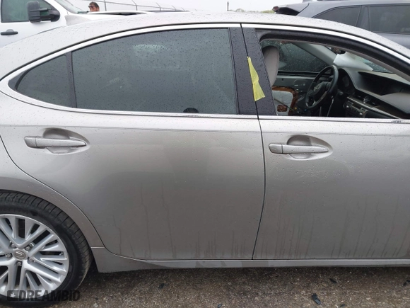 2016 Lexus ES 350 with VIN 58ABK1GGXGU021778, listed as a IAAI auction lot 41889191 with 72,033 mi miles. Bid and sale history available at carsss.com. Image 14.