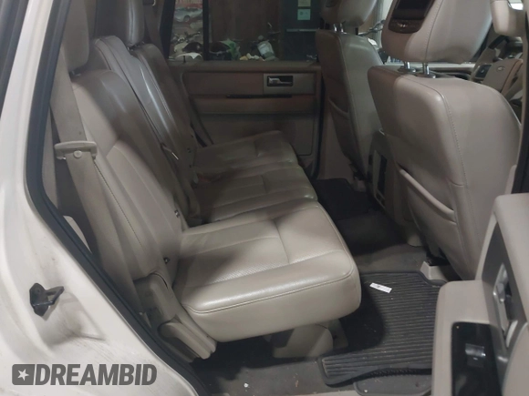 2011 Ford Expedition Limited z VIN 1FMJU2A54BEF43951, wystawiony jako IAAI lot #42557407 z przebiegiem 160 705 mil mil oraz . Historia ofert i sprzedaży dostępna na DreamBid. Obrazek 8.