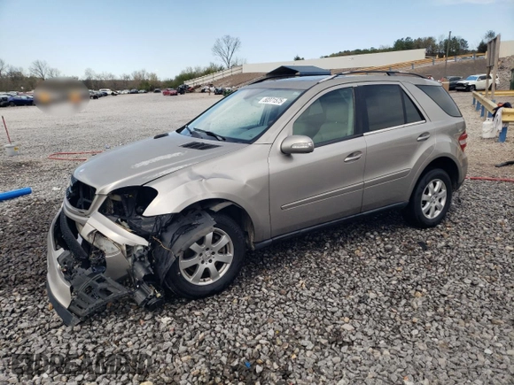 2007 Mercedes-Benz M 350 with VIN 4JGBB86E07A210036, listed as a Copart auction lot 50371575 with 209,986 mi miles and Salvage Title. Bid and sale history available at DreamBid. Image 1.