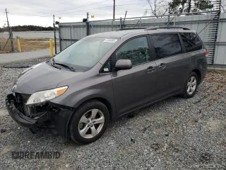 2014 Toyota Sienna LE AAS z VIN 5TDKK3DC9ES492654, wystawiony jako Copart lot #41364865 z przebiegiem 201 043 mil mil oraz Szkoda całkowita • Salvage title. Historia ofert i sprzedaży dostępna na DreamBid. Obrazek 1.