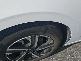 2024 Nissan Sentra SV z VIN 3N1AB8CV3RY280927, wystawiony jako IAAI lot #42809055 z przebiegiem 23 706 mil mil oraz . Historia ofert i sprzedaży dostępna na DreamBid. Obrazek 5.
