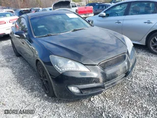 2010 Hyundai Genesis Coupe Premium with VIN KMHHT6KD4AU029925, listed as a IAAI auction lot 41522242 with 133,421 mi miles. Bid and sale history available at carsss.com. Image 1.