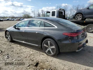 2022 Mercedes-Benz EQS 450+ z VIN W1KCG2DB2NA011816, wystawiony jako Copart lot #51116985 z przebiegiem Nie podano mil oraz Szkoda całkowita • Salvage title. Historia ofert i sprzedaży dostępna na DreamBid. Obrazek 2.