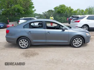 2013 Volkswagen Jetta SE with VIN 3VWBX7AJ3DM434661, listed as a IAAI auction lot 42505596 with 135,263 mi miles and . Bid and sale history available at DreamBid. Image 13.