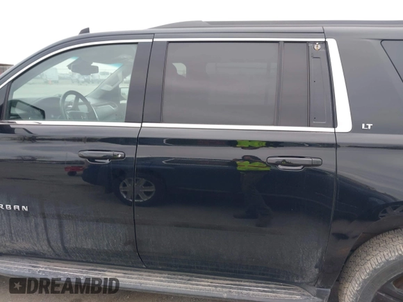 2019 Chevrolet Suburban LT with VIN 1GNSKHKC7KR192984, listed as a IAAI auction lot 41833683 with 176,406 mi miles and . Bid and sale history available at DreamBid. Image 14.