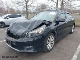 2014 Honda Accord Sedan EX-L with VIN 1HGCR2F89EA302160, listed as a IAAI auction lot 41887440 with 107,790 mi miles. Bid and sale history available at carsss.com. Image 17.