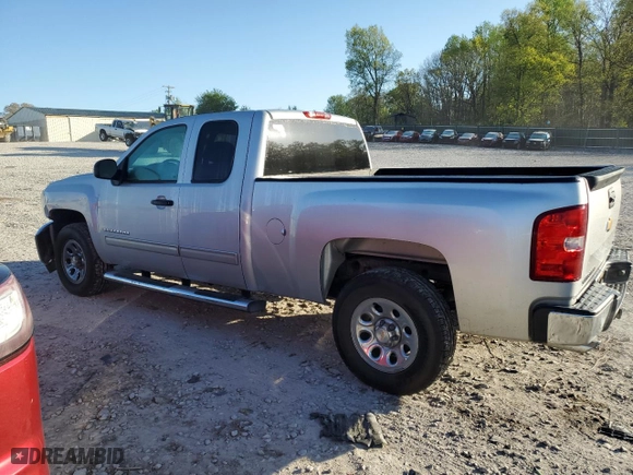 2013 Chevrolet Silverado 1500 LT with VIN 1GCRCSEA9DZ231993, listed as a Copart auction lot 52372585 with 84,162 mi miles and Salvage Title. Bid and sale history available at carsss.com. Image 2.