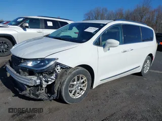 2020 Chrysler Pacifica Touring L z VIN 2C4RC1BG7LR139258, wystawiony jako IAAI lot #42037040 z przebiegiem 155 241 mil mil oraz . Historia ofert i sprzedaży dostępna na DreamBid. Obrazek 17.