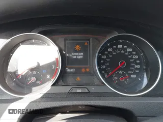 2015 Volkswagen Golf GTI SE with VIN 3VW5T7AU8FM022628, listed as a IAAI auction lot 41657843 with 186,457 mi miles. Bid and sale history available at carsss.com. Image 7.