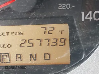 2006 Toyota RAV4 with VIN JTMZD33V165028969, listed as a IAAI auction lot 41850621 with 257,739 mi miles. Bid and sale history available at carsss.com. Image 7.