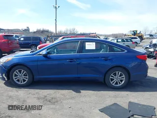 2015 Hyundai Sonata SE z VIN 5NPE24AF7FH158728, wystawiony jako IAAI lot #41841372 z przebiegiem 128 948 mil mil oraz . Historia ofert i sprzedaży dostępna na DreamBid. Obrazek 14.