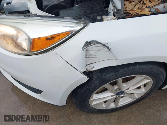 2017 Ford Focus SE with VIN 1FADP3K26HL219395, listed as a IAAI auction lot 42150336 with 54,588 mi miles and . Bid and sale history available at carsss.com. Image 6.